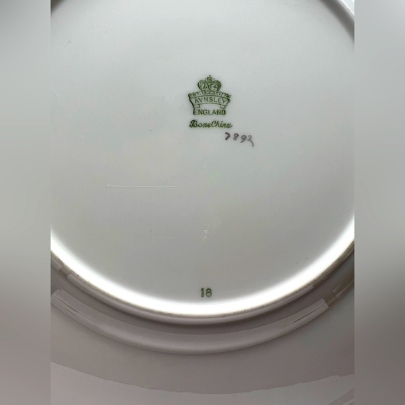 Aynsley Bone China GOLD DOWERY 7892 Smooth Rim Dinner Plate, 10 1/2" Set Of 6 - Picture 11 of 11
